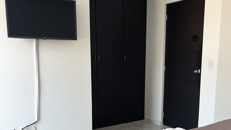 Olivia 96B cerca CC Buenavista